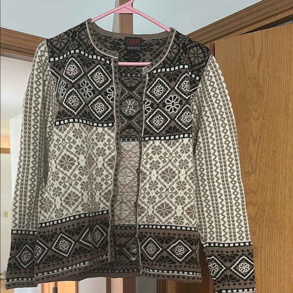 vrikke Sweaters - Nordic Black and Cream Geometric Cardigan Sweater